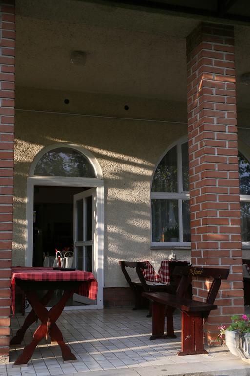 Alabastrom Panzio Es Etterem Bed & Breakfast Bogacs Bagian luar foto