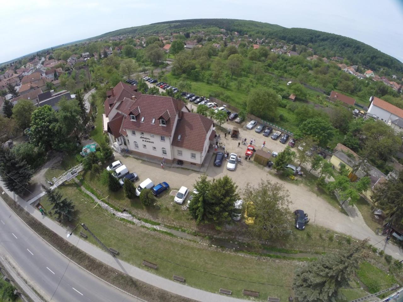 Alabastrom Panzio Es Etterem Bed & Breakfast Bogacs Bagian luar foto